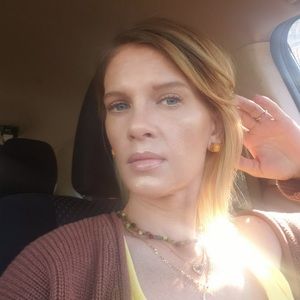 Meet your Posher, Amie